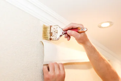 Pose de papier peint à Bonneuil-en-France — revêtements muraux et toiles de verre